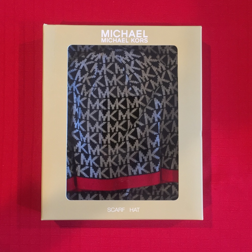 Michael Kors Scarf and Hat